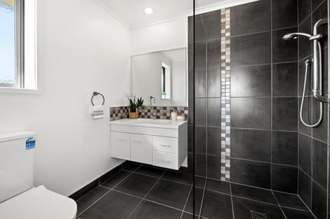 Photo of property in 19 Seabreeze Place, Papamoa Beach, Papamoa, 3118