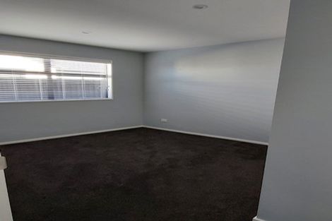 Photo of property in 3 Grey Way, Russley, Christchurch, 8042