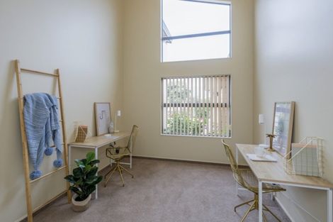 Photo of property in 12 Datum Way, Paraparaumu, 5032