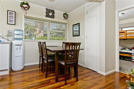Photo of property in 1/13 Liston Street, Northcote, Auckland, 0627
