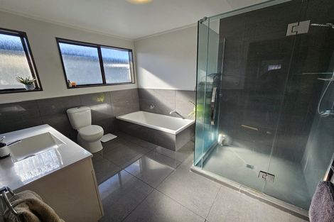 Photo of property in 340 Otumoetai Road, Otumoetai, Tauranga, 3110