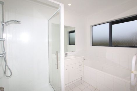 Photo of property in 2 Srah Place, East Tamaki, Auckland, 2013