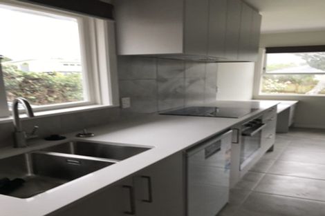 Photo of property in 19 Lyford Crescent, Sunnynook, Auckland, 0620