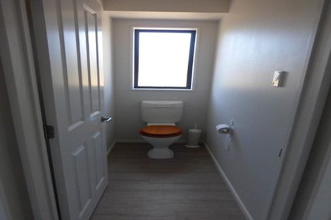 Photo of property in 35 Shearwater Drive, Woolston, Christchurch, 8023