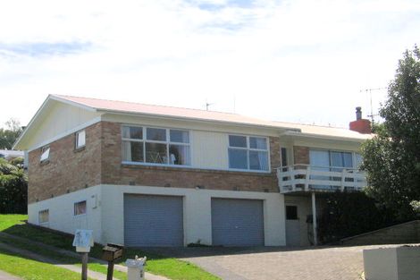 Photo of property in 28 Warwick Place, Brookfield, Tauranga, 3110