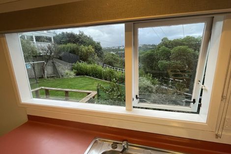 Photo of property in 15 Townsend Road, Miramar, Wellington, 6022