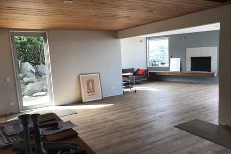 Photo of property in 74 Frobisher Street, Island Bay, Wellington, 6023