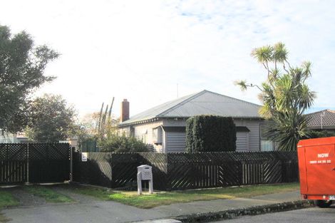Photo of property in 19 Owles Terrace, New Brighton, Christchurch, 8061