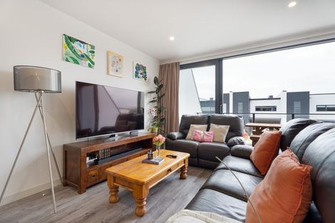 Photo of property in 63b Whitford Brown Avenue, Papakowhai, Porirua, 5024