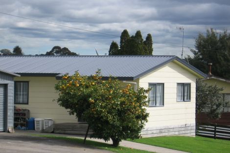 Photo of property in 4 Rauhea Street, Brookfield, Tauranga, 3110