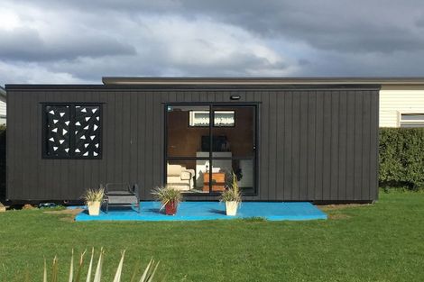Photo of property in 8 Breaker's Crescent, Waihi Beach, 3611