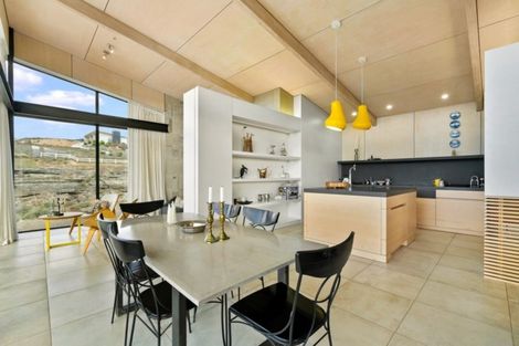 Photo of property in 28 Old Golf Course Road, Bridge Hill, Alexandra, 9320