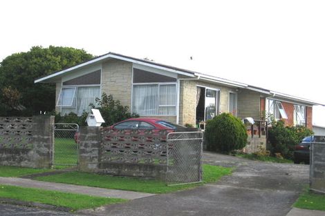 Photo of property in 8 Wycherley Drive, Bucklands Beach, Auckland, 2014