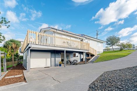 Photo of property in 191 Rangatira Road, Beach Haven, Auckland, 0626