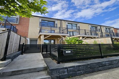 Photo of property in 11 Falcon Crescent, Hobsonville, Auckland, 0618