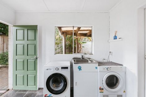 Photo of property in 239 Range Road, Papamoa Beach, Papamoa, 3118