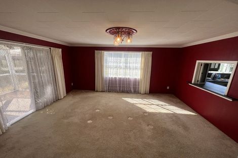 Photo of property in 2 Avon Street, Levin, 5510