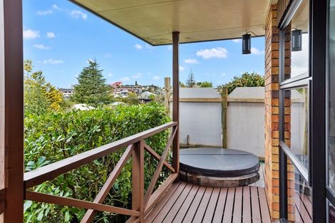 Photo of property in 5 Stirling Place, Dinsdale, Hamilton, 3204