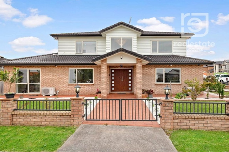 Photo of property in 2 Listack Drive, Flat Bush, Auckland, 2019