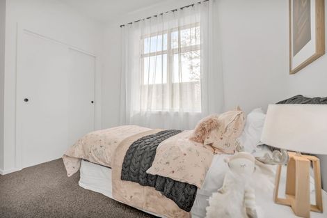 Photo of property in 14 Stuart Street, Owaka, 9535