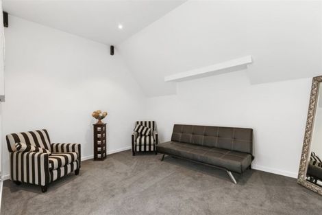 Photo of property in 98a Memorial Avenue, Ilam, Christchurch, 8053