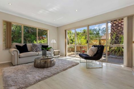 Photo of property in 12 Tington Avenue, Wattle Downs, Auckland, 2103