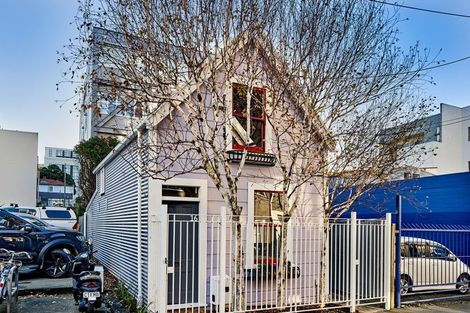 Photo of property in 16 Walter Street, Te Aro, Wellington, 6011