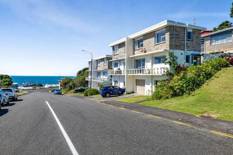 Photo of property in 27b Port View Crescent, Moturoa, New Plymouth, 4310