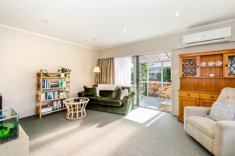 Photo of property in 7 Nimmo Avenue, Waikanae, 5036