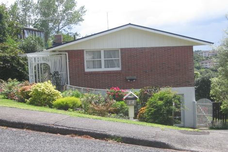 Photo of property in 14 Deuxberry Avenue, Northcote, Auckland, 0627
