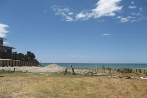 Photo of property in 139 Pukehina Parade, Pukehina, Te Puke, 3189