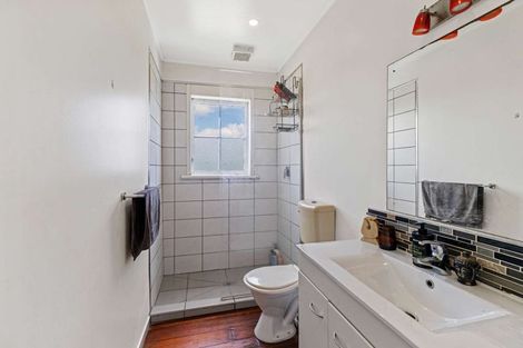 Photo of property in 3050 Kaipara Coast Highway, Glorit, Warkworth, 0984