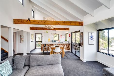 Photo of property in 5 Guys Hill Road, Hospital Hill, Napier, 4110