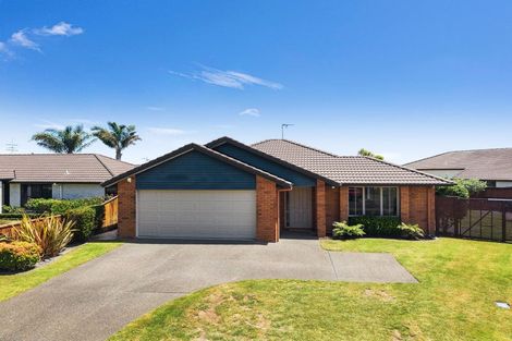 Photo of property in 14 Carrington Drive, Papamoa Beach, Papamoa, 3118