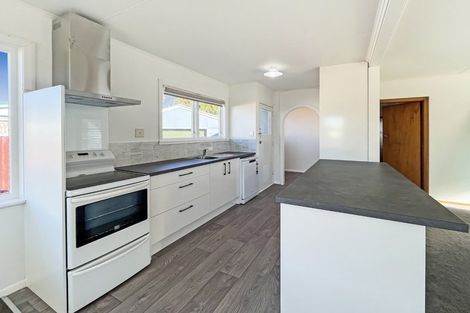 Photo of property in 28 Langley Avenue, Milson, Palmerston North, 4414