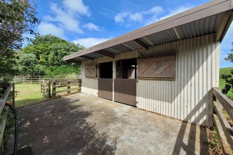 Photo of property in 370 Rehutai Road, Baylys Beach, Dargaville, 0377