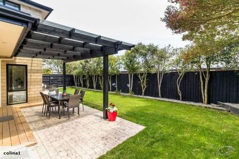 Photo of property in 7 Stoneleigh Green, Parklands, Christchurch, 8083