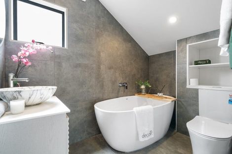 Photo of property in 2/51 John Gill Road, Shelly Park, Auckland, 2014