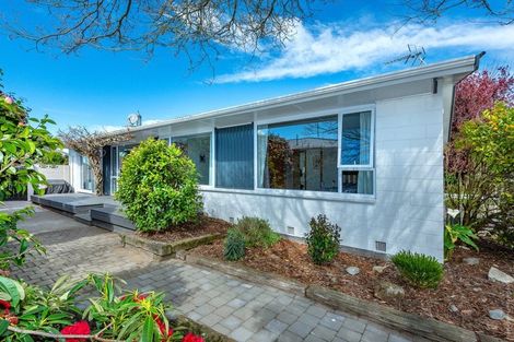 Photo of property in 7 Penwood Street, Russley, Christchurch, 8042