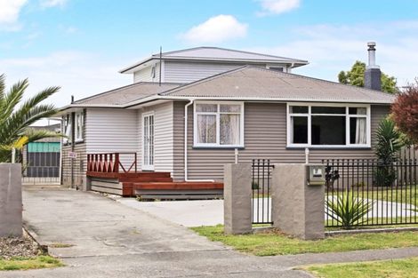 Photo of property in 37 Elliott Crescent, Havelock North, 4130