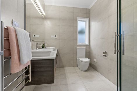 Photo of property in 32 Fennell Crescent, Silverdale, 0932
