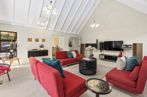 Photo of property in 1 Colville Street, Newtown, Wellington, 6021