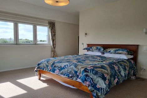 Photo of property in 2 Taumata Road, Omaha, Warkworth, 0986