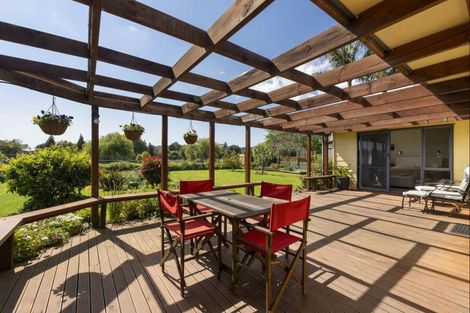 Photo of property in 35 Edgewater Grove, Whakatane, 3120