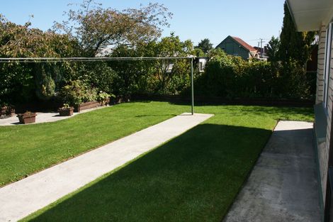 Photo of property in 15 Abercrombie Street, Milton, 9220