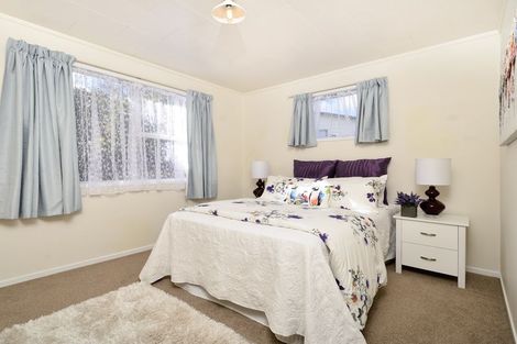 Photo of property in 1/78 Chilcott Road, Henderson, Auckland, 0612