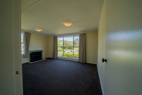 Photo of property in 53 Piko Street, Titahi Bay, Porirua, 5022