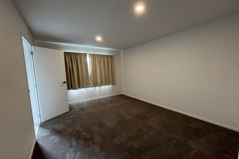 Photo of property in 7b Glenshee Place, Highland Park, Auckland, 2010