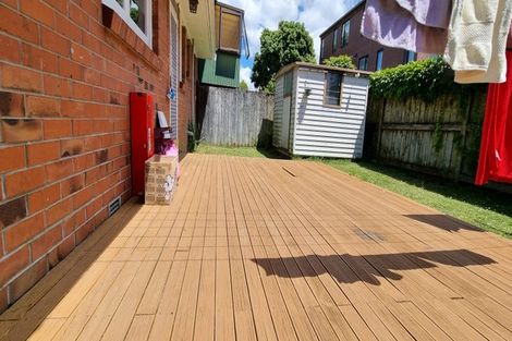 Photo of property in 2/19 Huron Street, Takapuna, Auckland, 0622