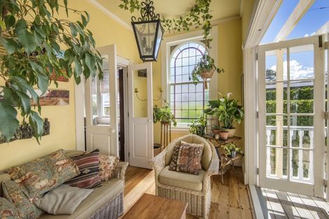 Photo of property in 42 Cheltenham Road, Devonport, Auckland, 0624